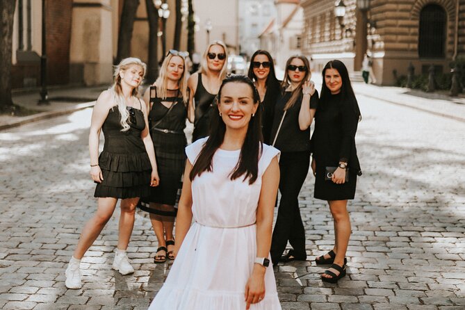 1H Private Photoshoot in Old Town of Riga - Laima Clock and the final pictures