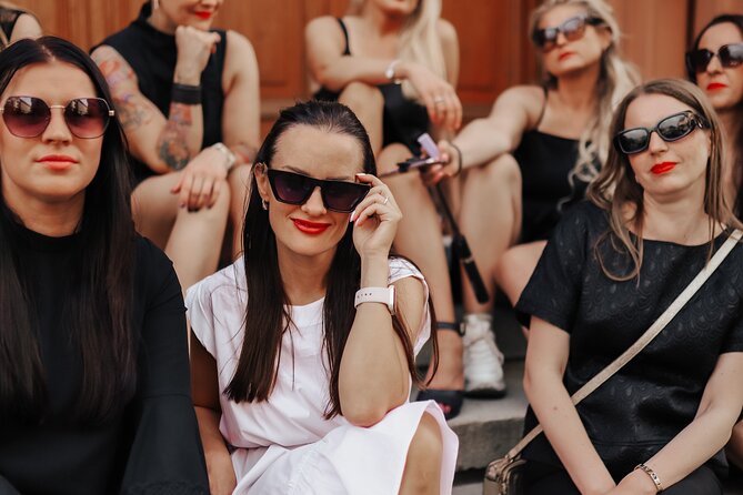 1H Private Photoshoot in Old Town of Riga - What you receive for $139.68