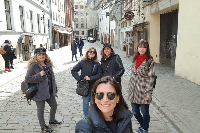 Best of Riga Walking Tour - Highlights and Hidden Gems - Art Nouveau Riga, 90 minutes of looking up