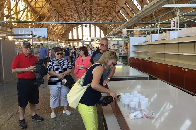 Best of Riga Walking Tour - Highlights and Hidden Gems - The guides make the difference