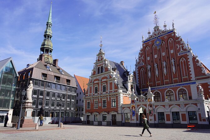 Discover Riga Bike Tour - Starting at Town Hall Square