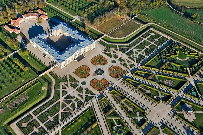 Full-Day Private Trip to Palace and Medieval Castle from Riga - Two Latvian Palaces, Two Very Different Moods