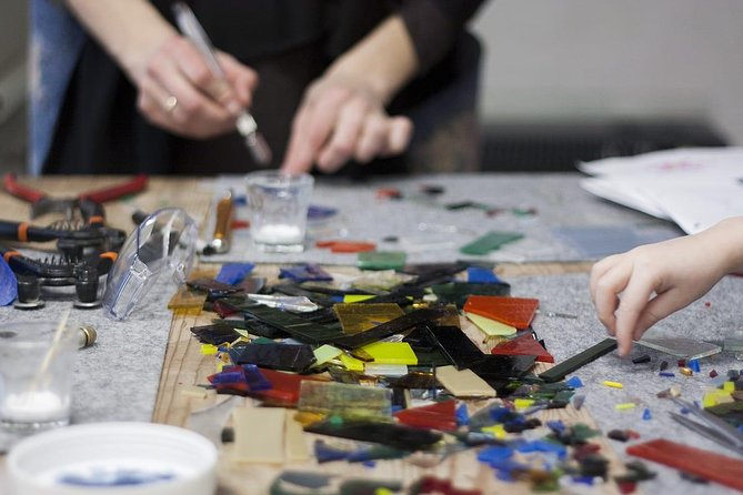 Glass Jewellery Workshop - What makes the private format valuable