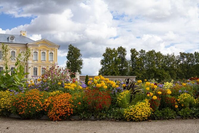 Half-Day Private Trip to Rundale Palace and Garden - Adding Bauska Castle to the day