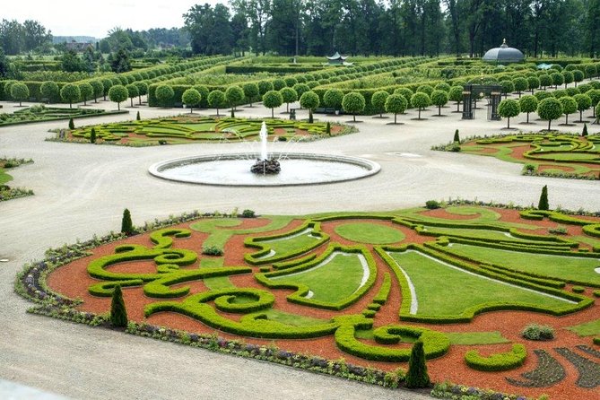 Half-Day Private Trip to Rundale Palace and Garden - Who will enjoy this trip most