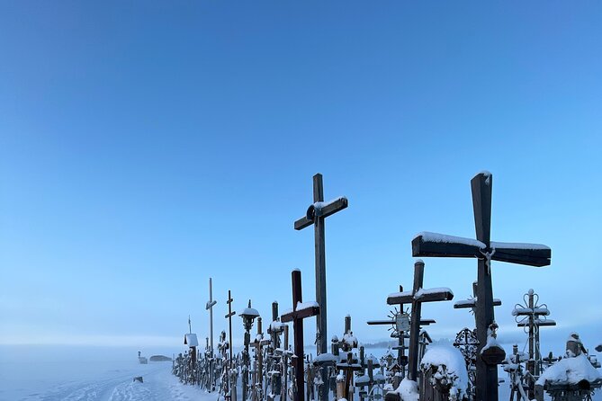 Hill of Crosses and Jelgava Gems Tour - 2 countries in 1 day - Why the Hill of Crosses makes this Riga day trip worthwhile