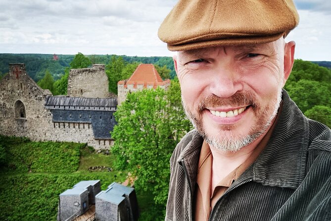 Latvia's Switzerland and Gauja National Park Tour - Sigulda New Castle and the first valley view