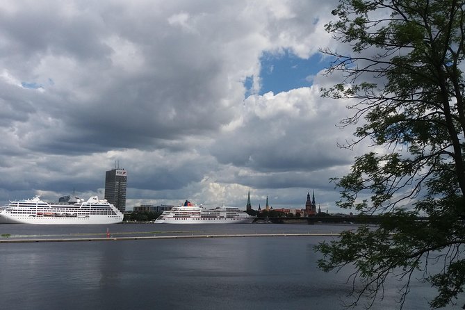 Old Riga Walking Tour / Riga Altstadt Spaziergang - What the guide adds to the walk