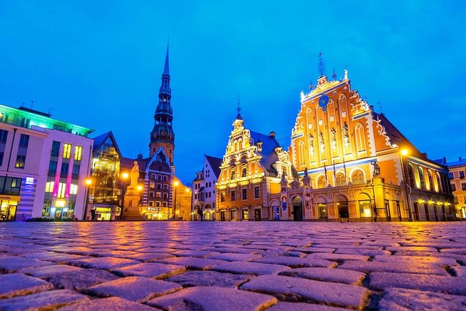 Old Town And Art Nouveau Walking Tour Of Riga - Should you book the Old Town and Art Nouveau walk?