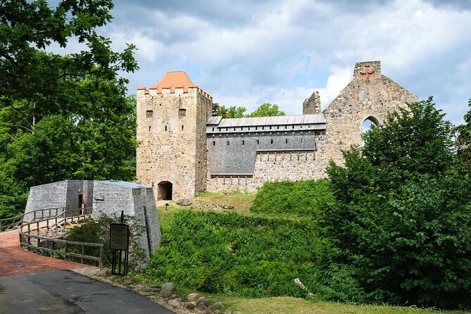 Private Full-Day Hiking Tour in Sigulda and Gauja National Park - Why Sigulda makes a fine escape from Riga