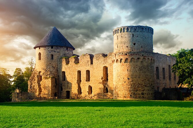 Private Full-Day Trip to Bauska, Rundale and Jelgava Palace - Bauska Castle, medieval walls and River Musa views