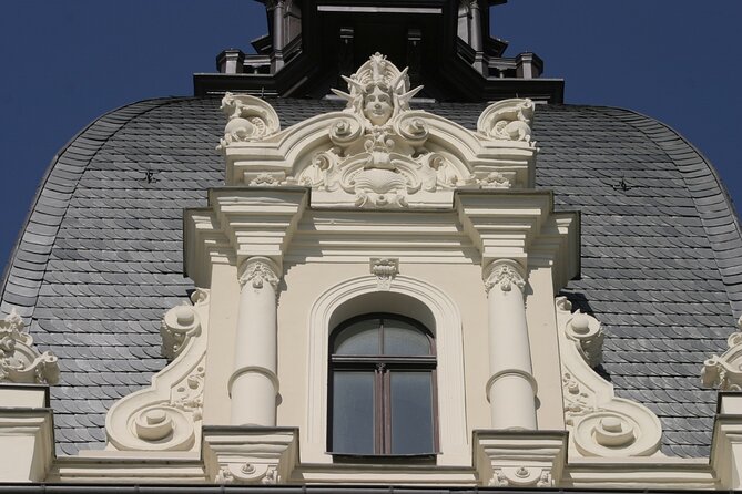 Private Riga Art Nouveau Tour - Riga Secondary School No. 40 and National Romanticism