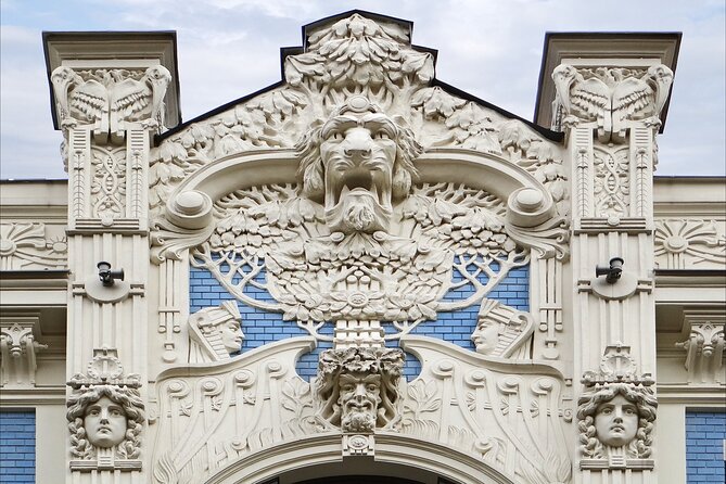 Private Riga Art Nouveau Tour - Forty minutes on Alberta iela