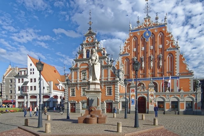 Private Tour of Riga - House of the Blackheads and Riga’s merchant past