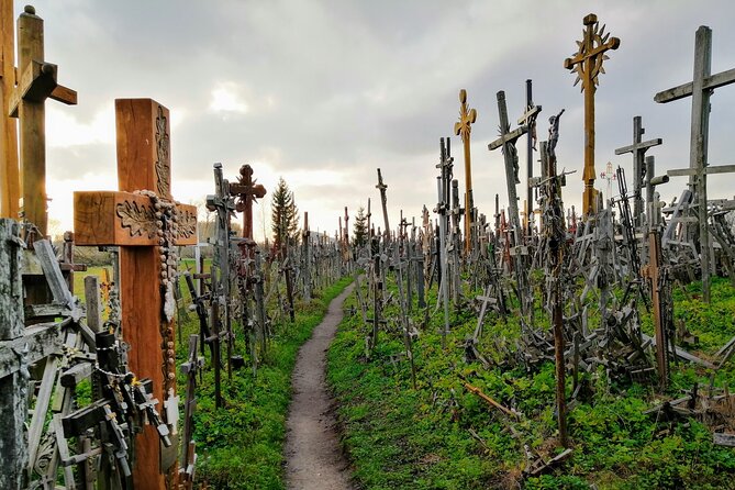 Private transfer Riga - Hill of Crosses - Riga - Practical details that affect the day