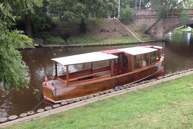 Riga: Evening or Sunset Boat Tour with Drink and Audio Guide - Key points to know before you book