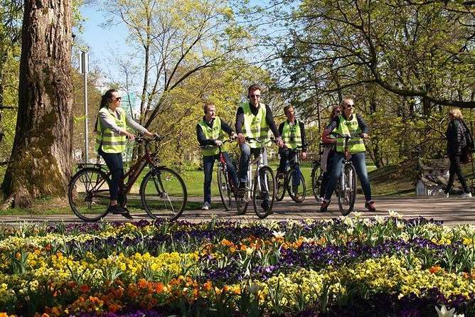 Riga Highlights Bike Tour - Alberta iela and Riga’s Art Nouveau showpiece