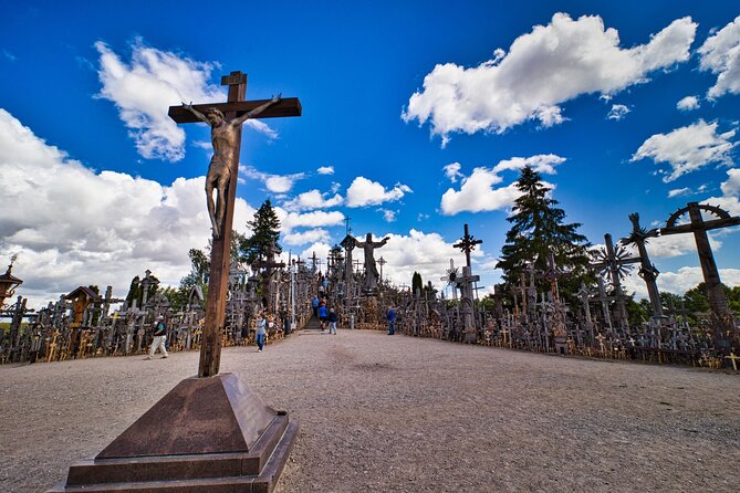 Riga: Hill of Crosses & Guided Rundale Palace with Bauska Castle - The Hill of Crosses: a powerful first major stop