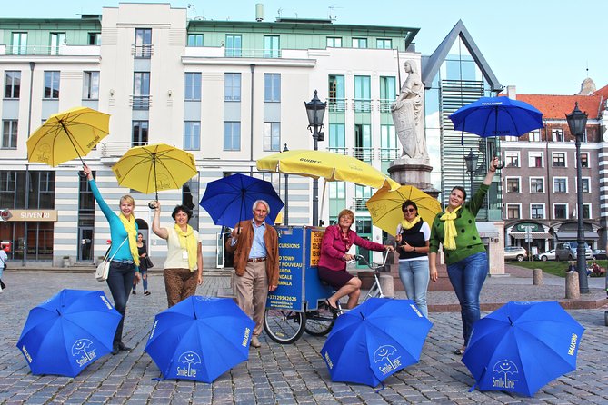 Riga Old Town Walking Tour in a Small Group - Starting at Rātslaukums, Riga’s historic stage