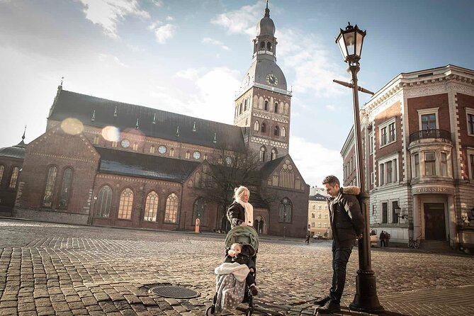 Riga Private Photoshoot Tour - Why a Riga photoshoot can be worth your time