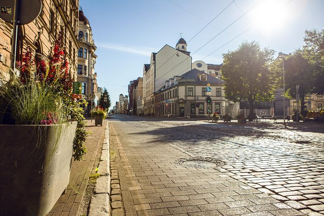 Riga Private Walking Tour - St. Peter’s Church and the limits of a short visit