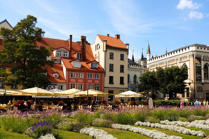Riga Private Walking Tour with a Local - Starting at Roland’s Statue in Riga’s Old Town