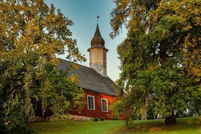 Riga to Tallinn - Sightseeing transfer - The car, the driver, and the private-group advantage