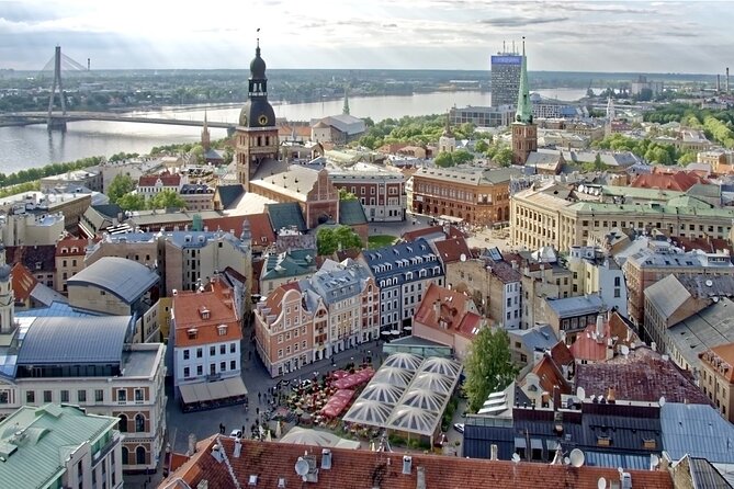 Riga to Vilnius - Sightseeing transfer - Why this transfer makes sense between two Baltic capitals