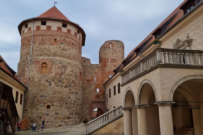 Riga to Vilnius - Sightseeing transfer - Booking advice before you go