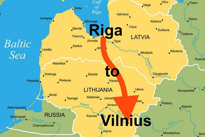 Riga to Vilnius - Sightseeing transfer - Bauska Castle: ruins, ramparts, and ducal power